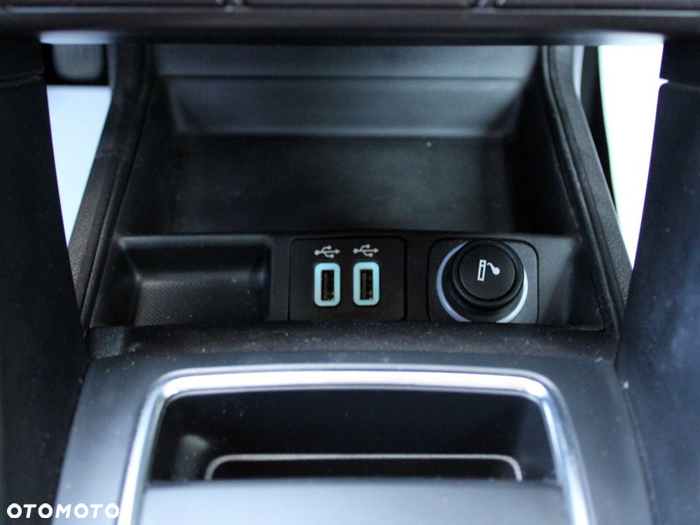 Ford Mondeo 2.0 EcoBlue Executive Plus - 22