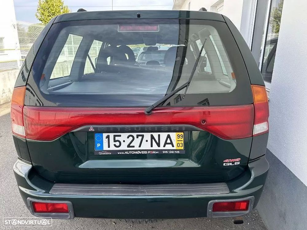 Mitsubishi Pajero Sport 2.5 TD GLS - 17