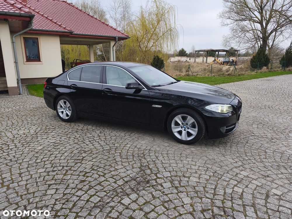 BMW Seria 5 520d - 3
