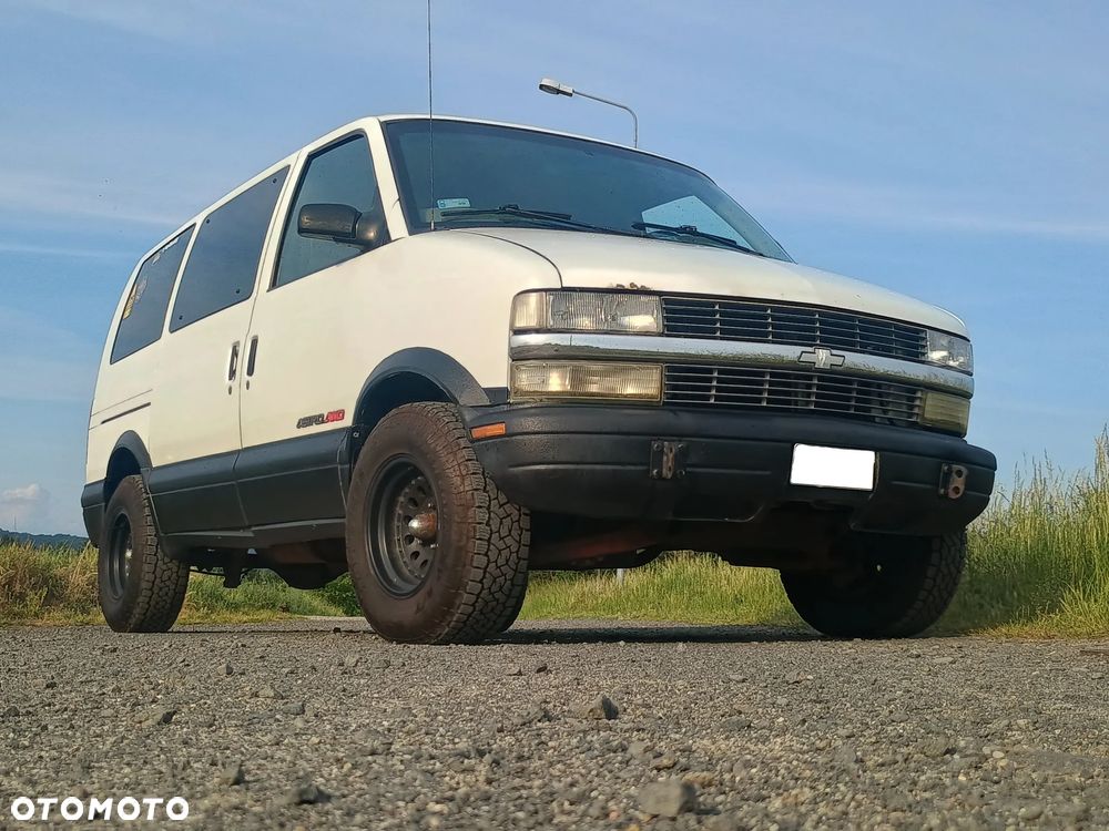 Chevrolet Astro - 1