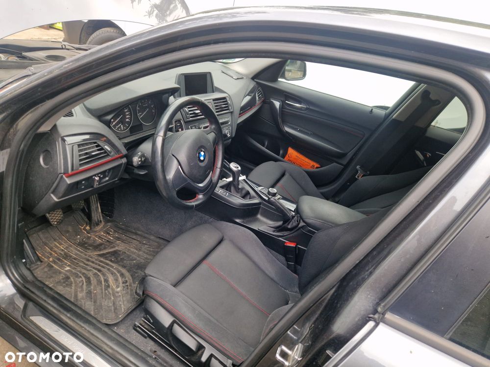 BMW Seria 1 118i Sport Line - 6