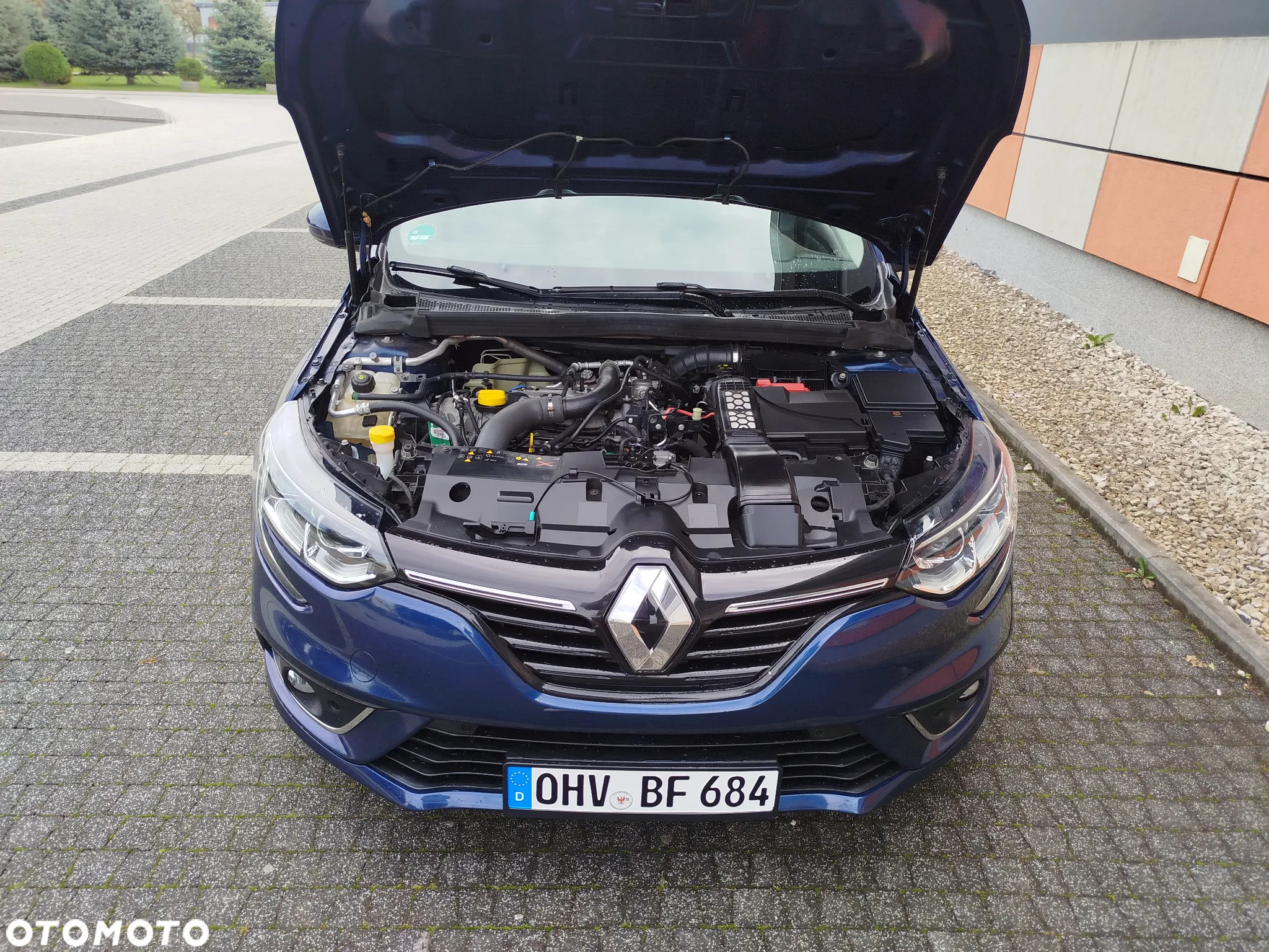 Renault Megane ENERGY TCe 130 BOSE EDITION - 27