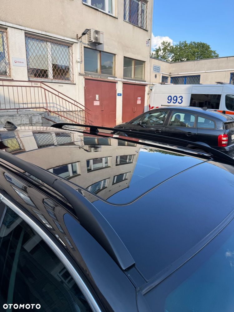 BMW Seria 5 525d - 16