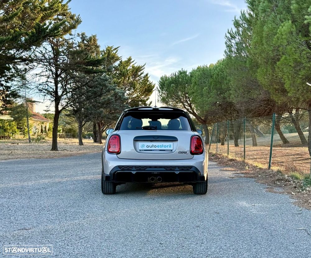 MINI 5 Portas Cooper S Premium JCW Auto - 4
