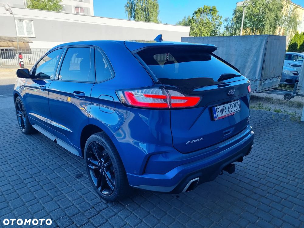Ford Edge - 4
