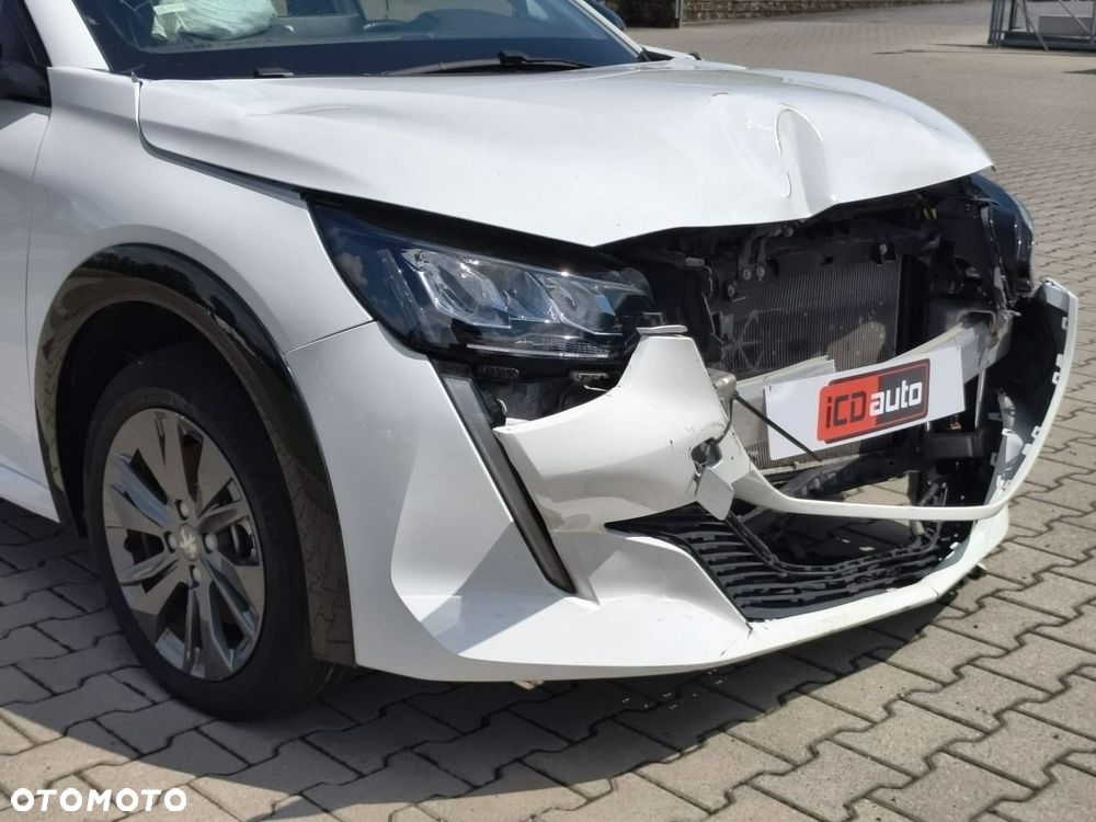 Peugeot 208 - 19