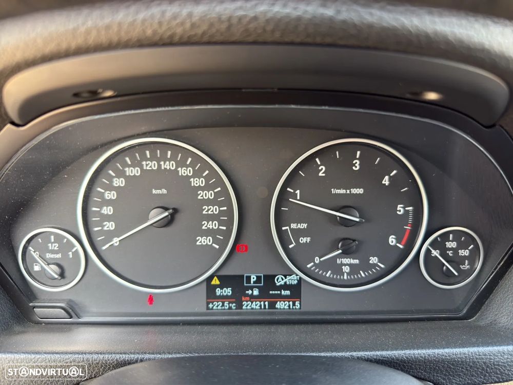 BMW 318 d Auto Line Luxury - 10