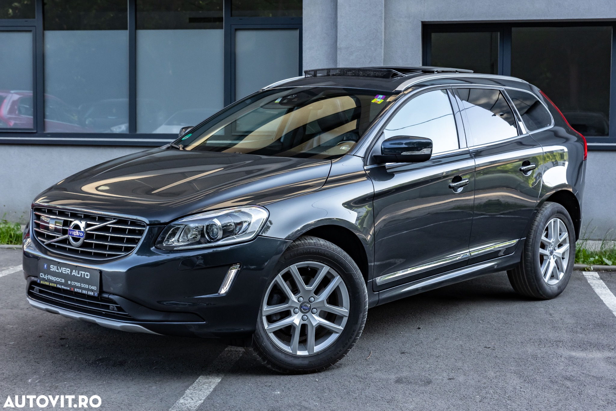 Volvo XC 60 D5 AWD Aut. Summum - 13
