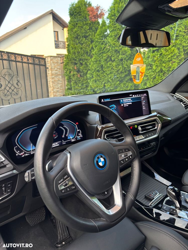 BMW X3 xDrive30e AT PHEV - 16