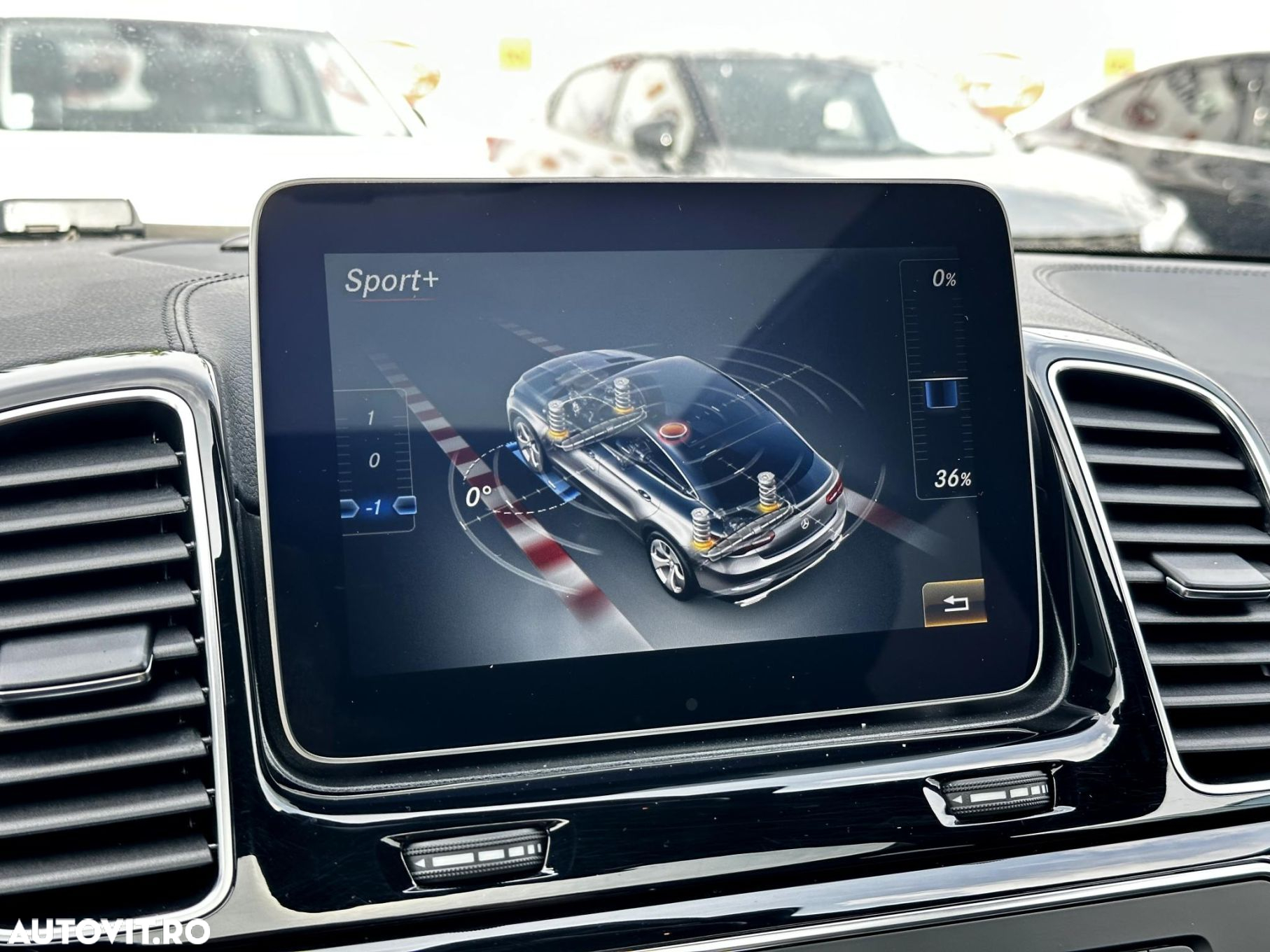 Mercedes-Benz GLE 43 AMG 4MATIC - 13