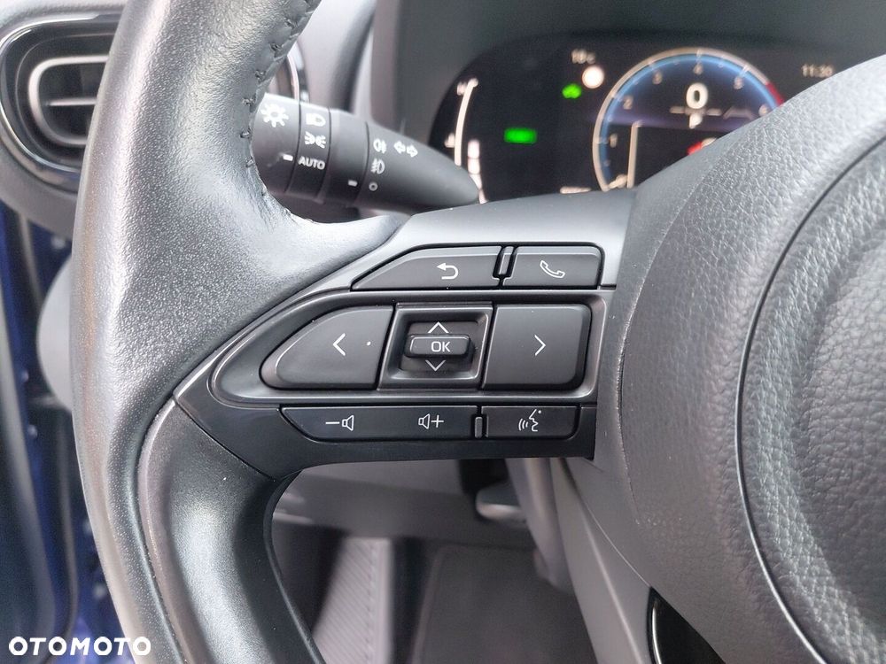 Toyota Yaris Hybrid 1.5 Style - 22
