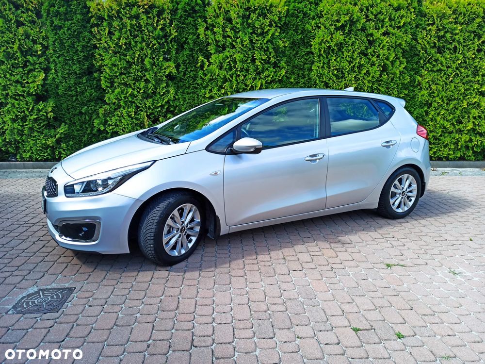 Kia Ceed 1.6 GDI L - 2
