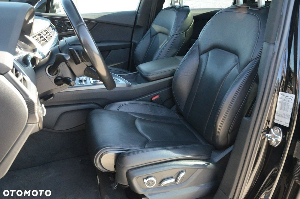 Audi Q7 - 38