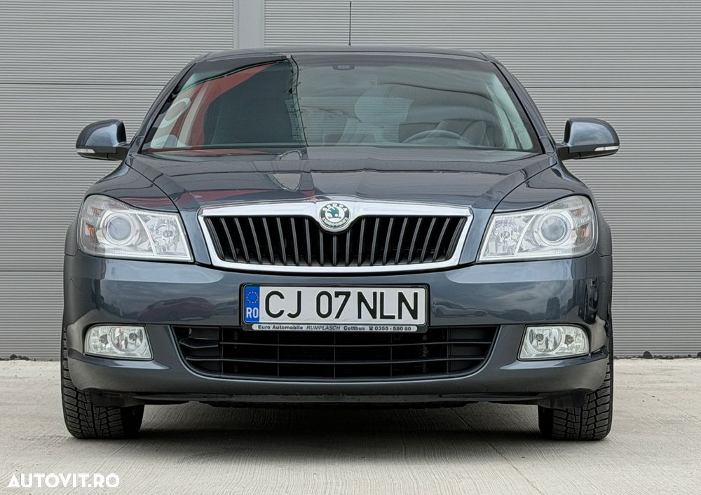 Skoda Octavia 1.6 TDI DPF DSG Elegance - 5