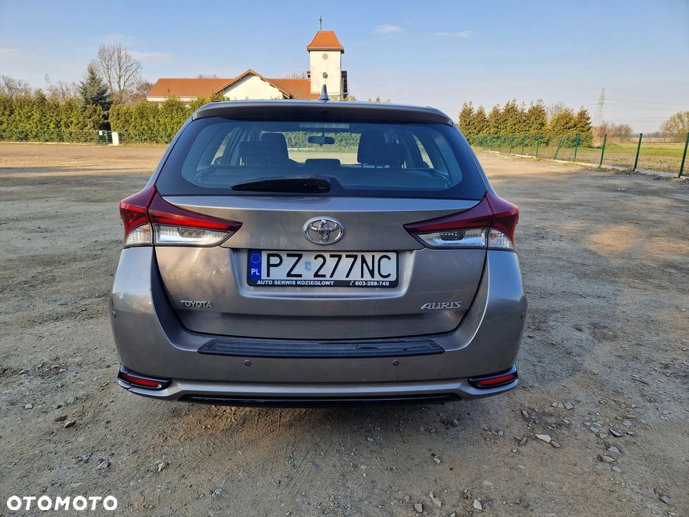 Toyota Auris 1.6 Active - 6