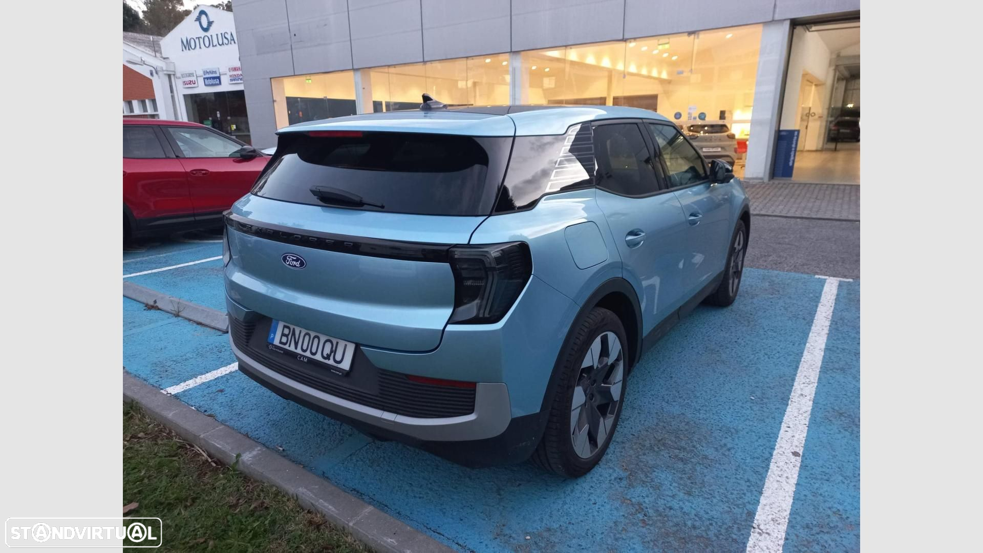 Ford Explorer 77 kWh Premium - 4