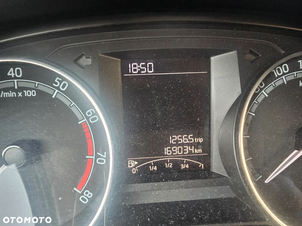 Skoda Fabia 1.0 Ambition - 7