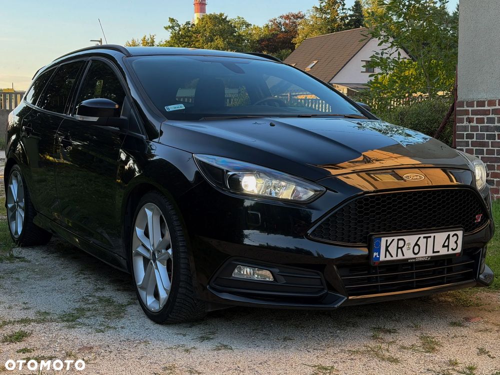 Ford Focus 2.0 EcoBoost ST-2 - 1