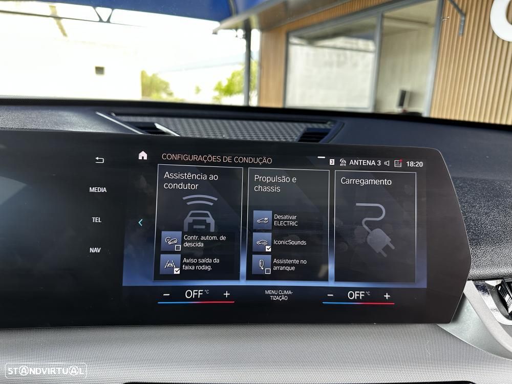 BMW X1 xDrive25e - 34