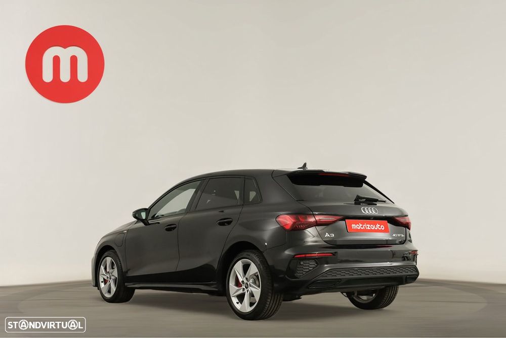 Audi A3 Sportback 45 TFSIe S line - 3