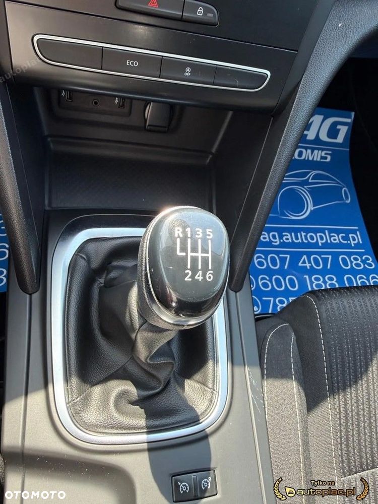 Renault Megane - 23