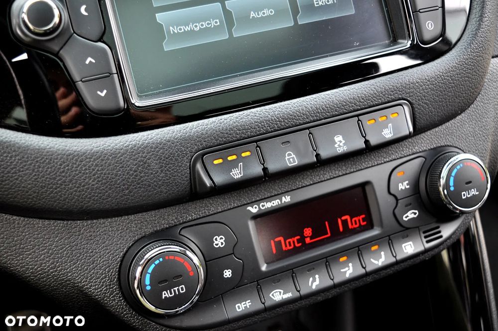 Kia Ceed 1.6 CRDi 128 Platinum Edition - 35
