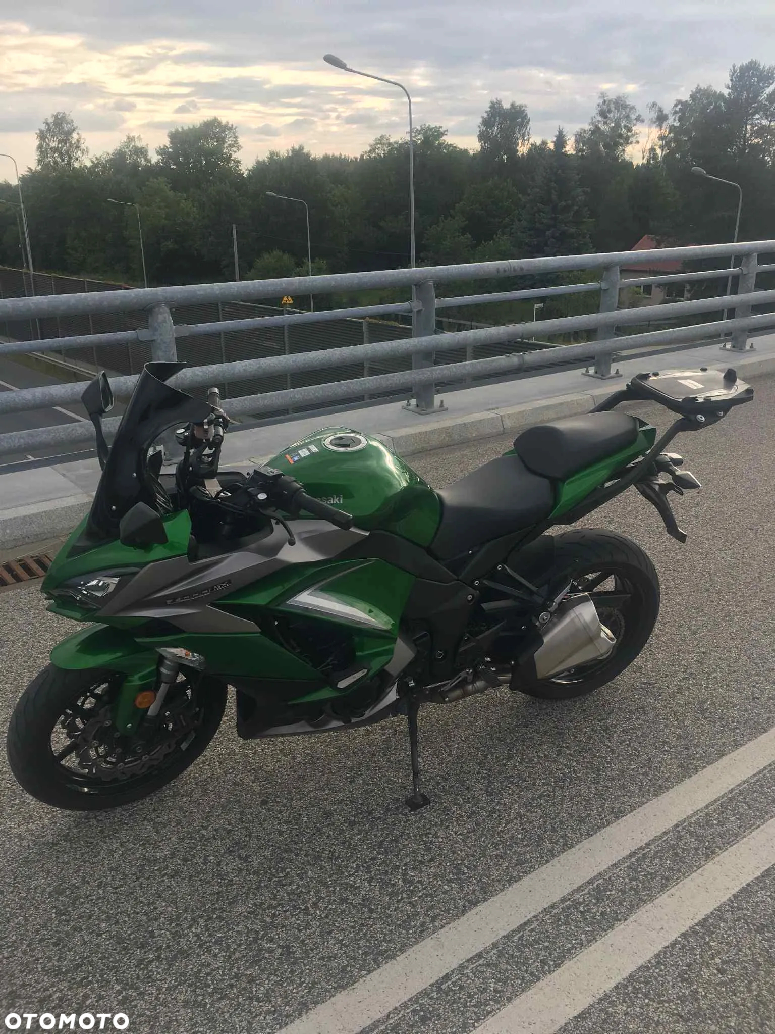 Kawasaki Ninja 1000 SX - 2