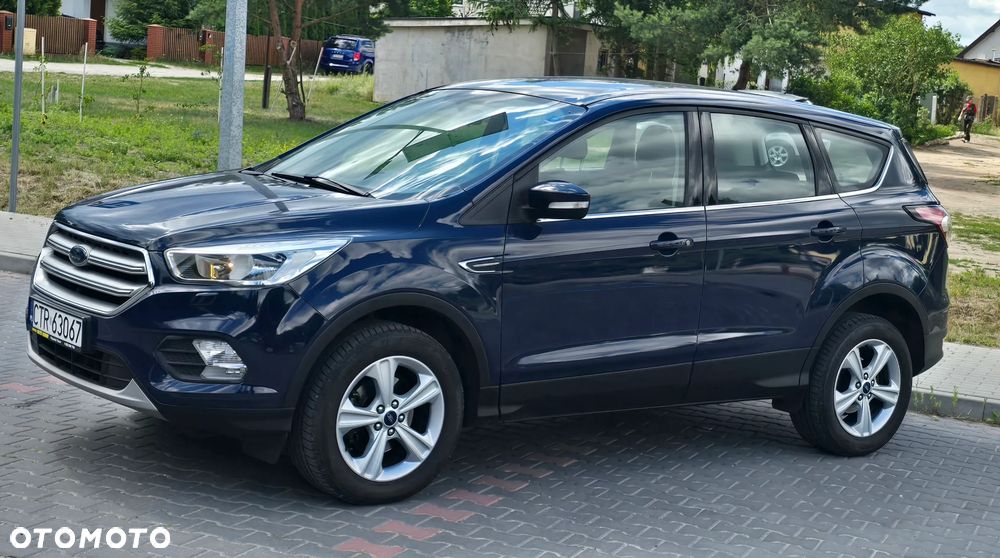 Ford Kuga 1.5 EcoBoost FWD Trend - 4