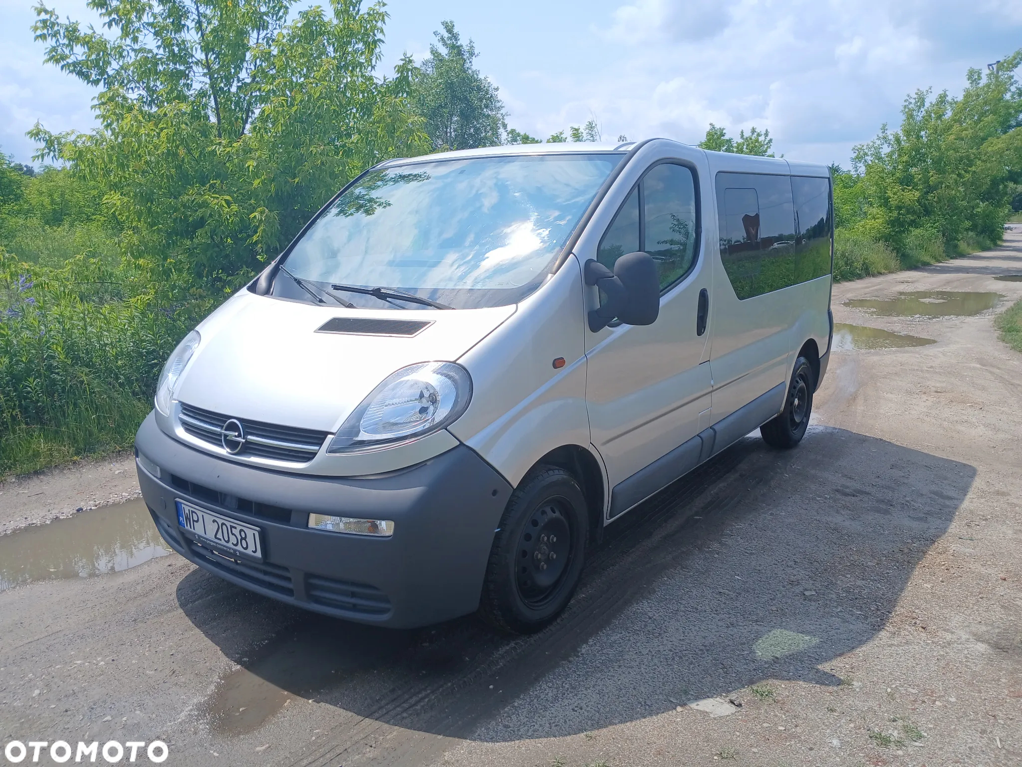 Opel Vivaro DTI L1H1 - 2