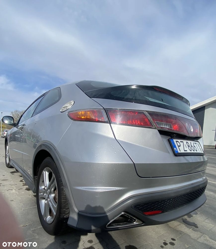Honda Civic 1.8i-VTEC Type S - 13