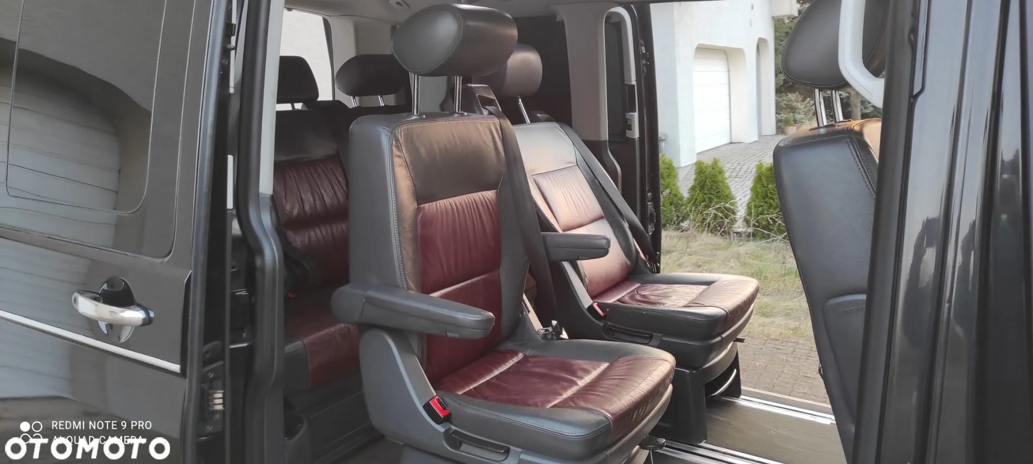 Volkswagen Multivan - 34