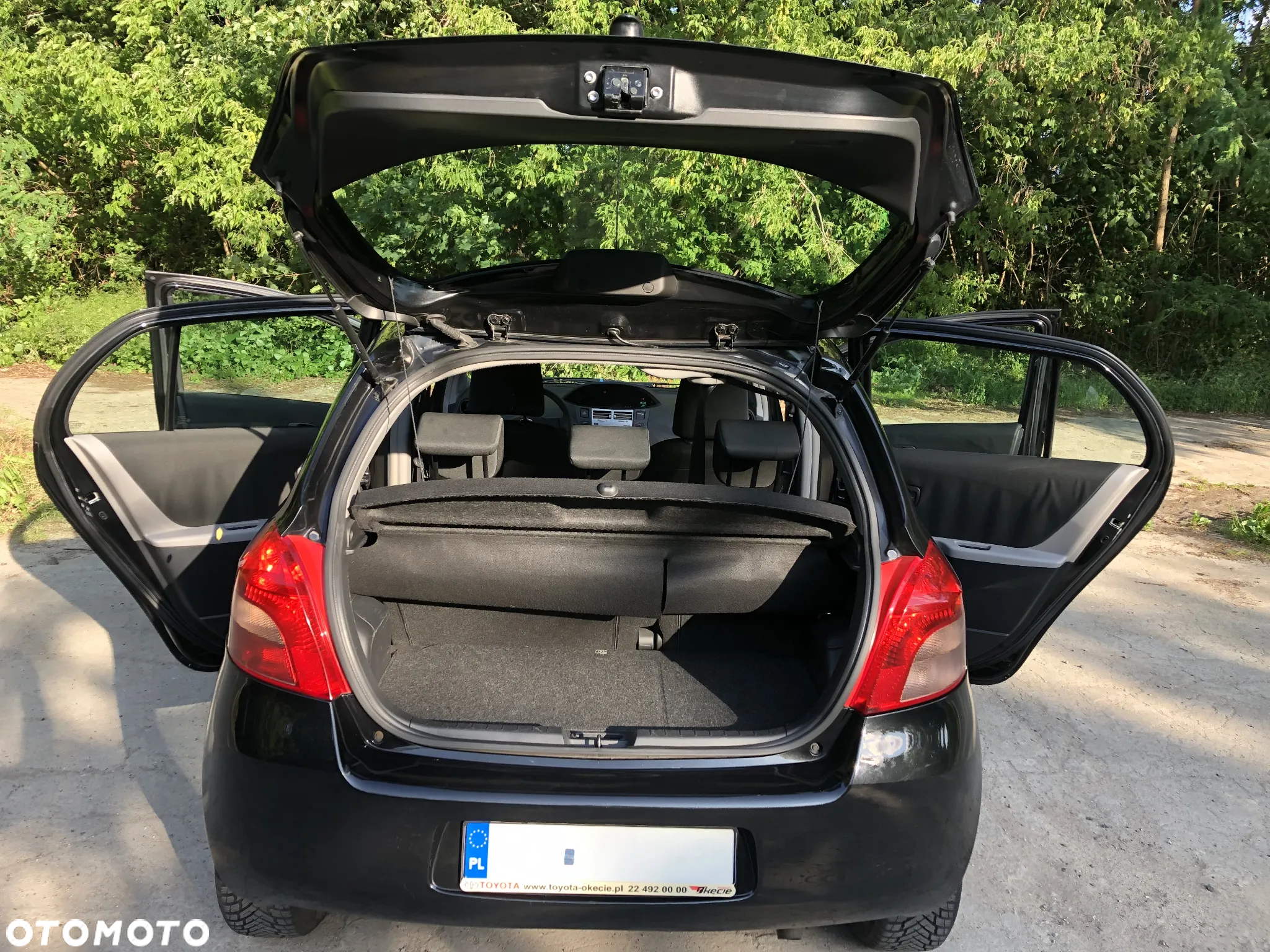 Toyota Yaris - 10