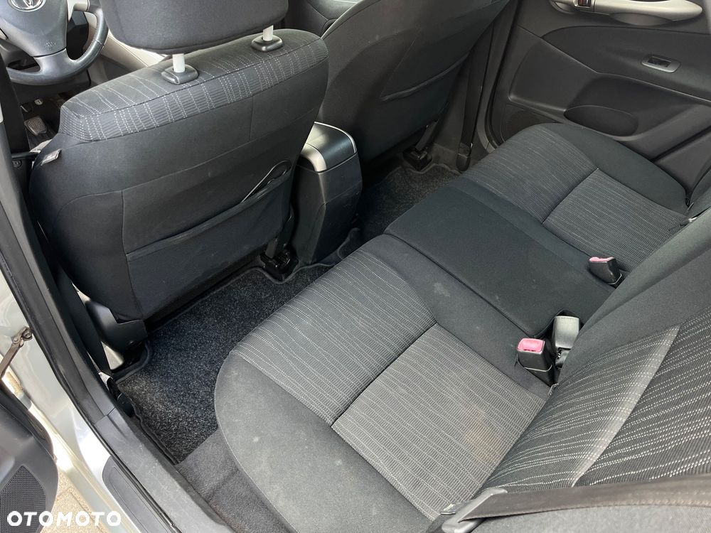 Toyota Auris 1.4 D-4D - 9