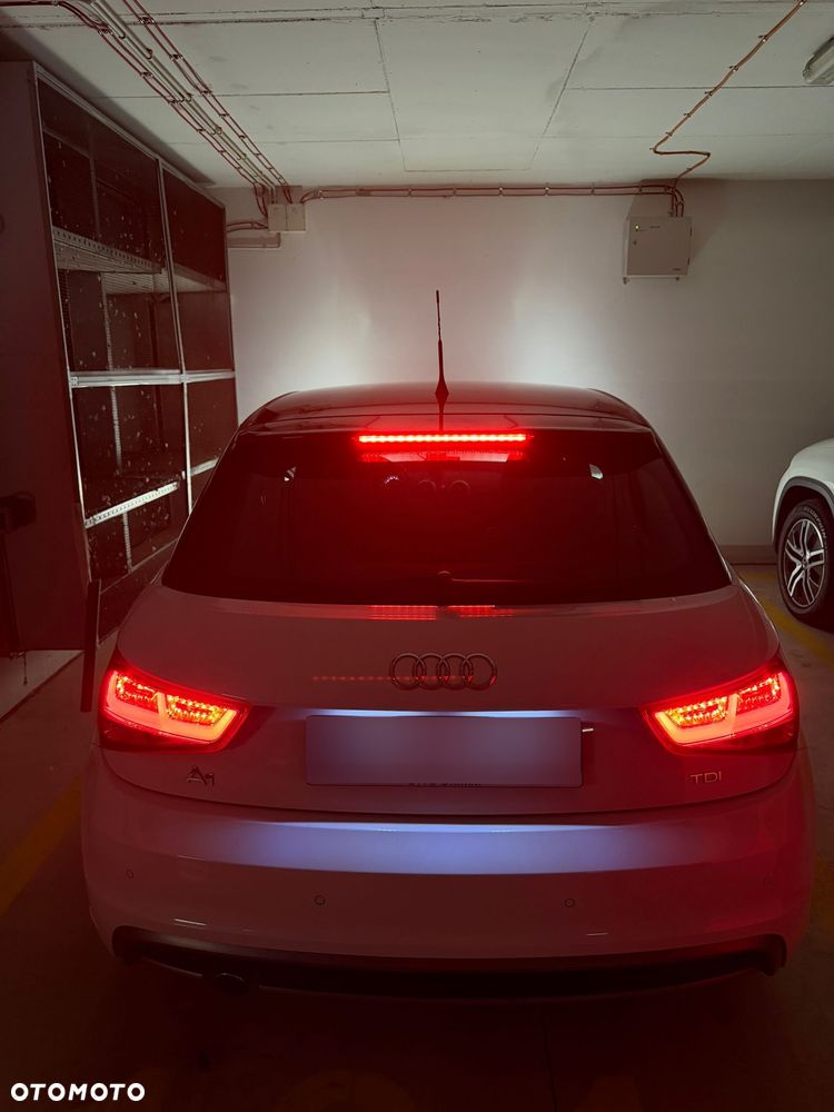 Audi A1 Sportback 1.6 TDI S tronic Ambition - 29