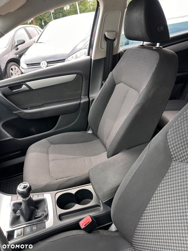 Volkswagen Passat 2.0 TDI Comfortline R-Style - 17