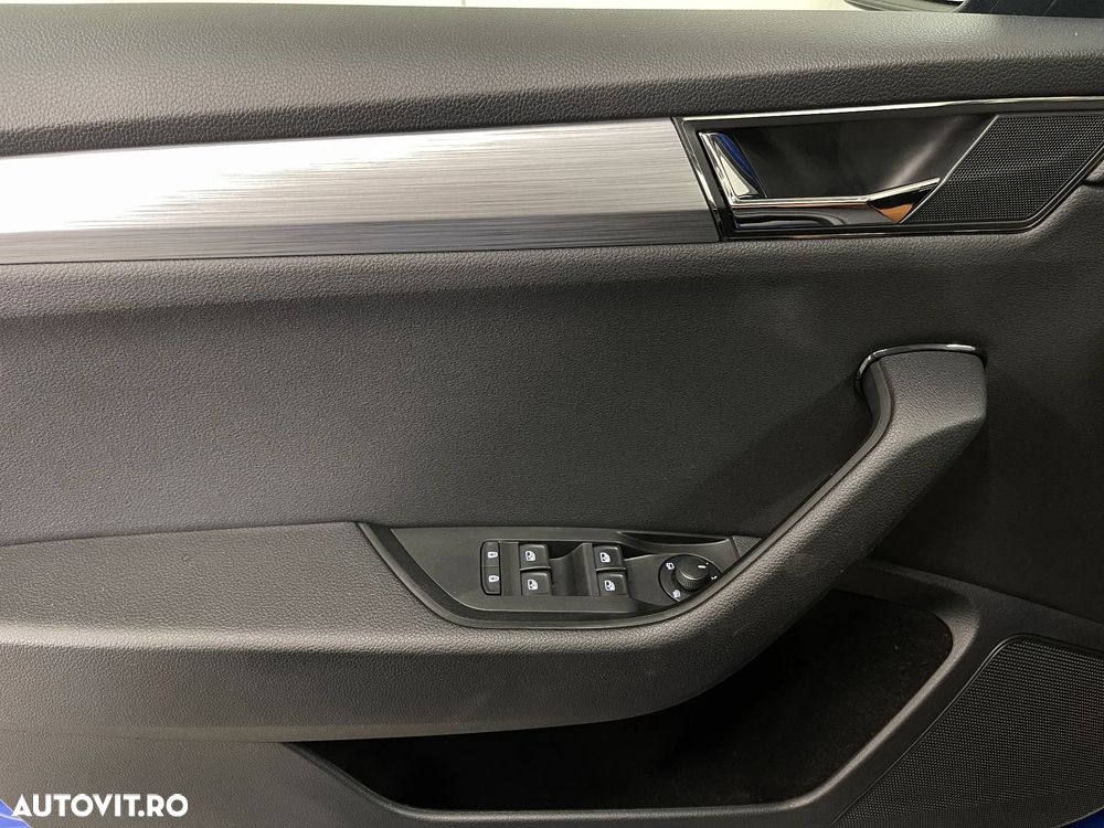 Skoda Superb 2.0 TDI Ambition - 23
