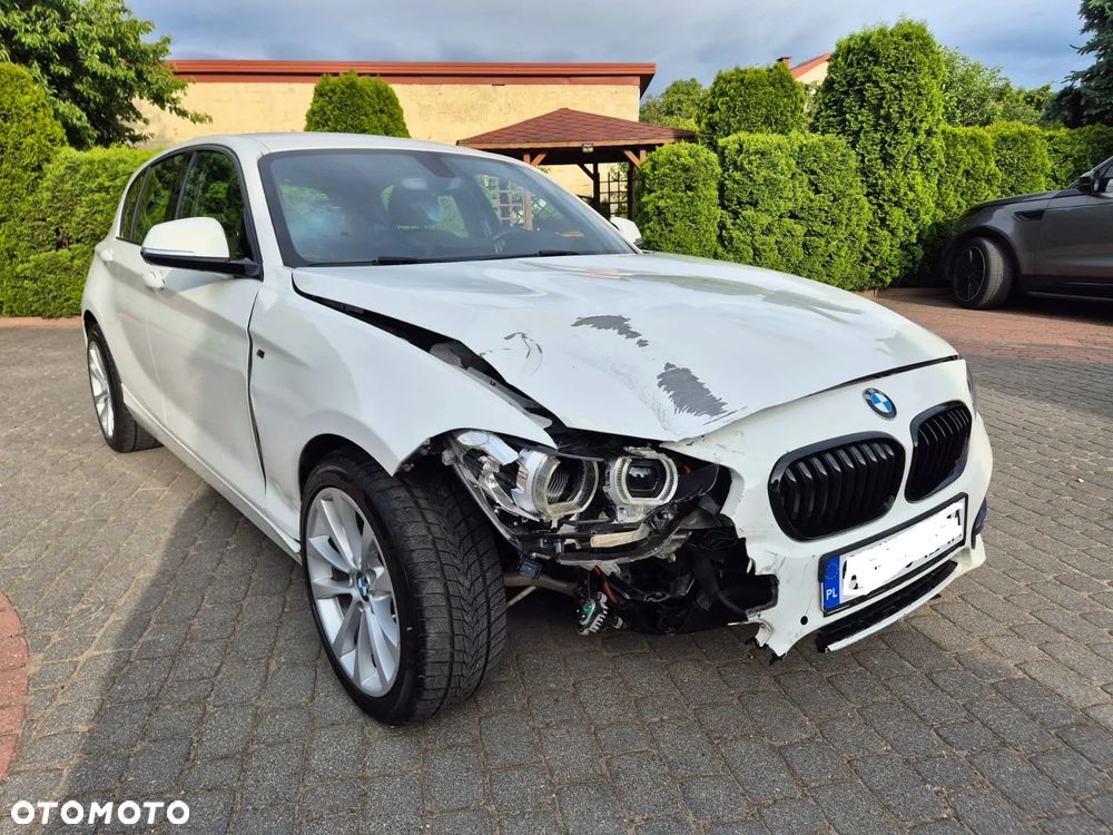 BMW Seria 1 118i - 15