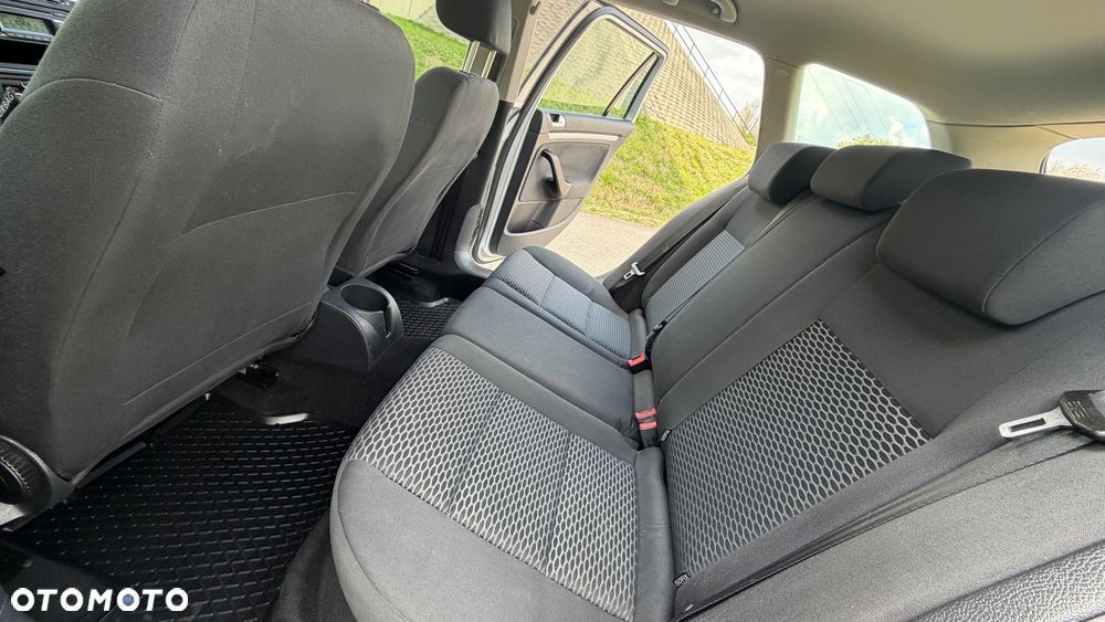 Volkswagen Golf 1.6 TDI DPF Team - 21