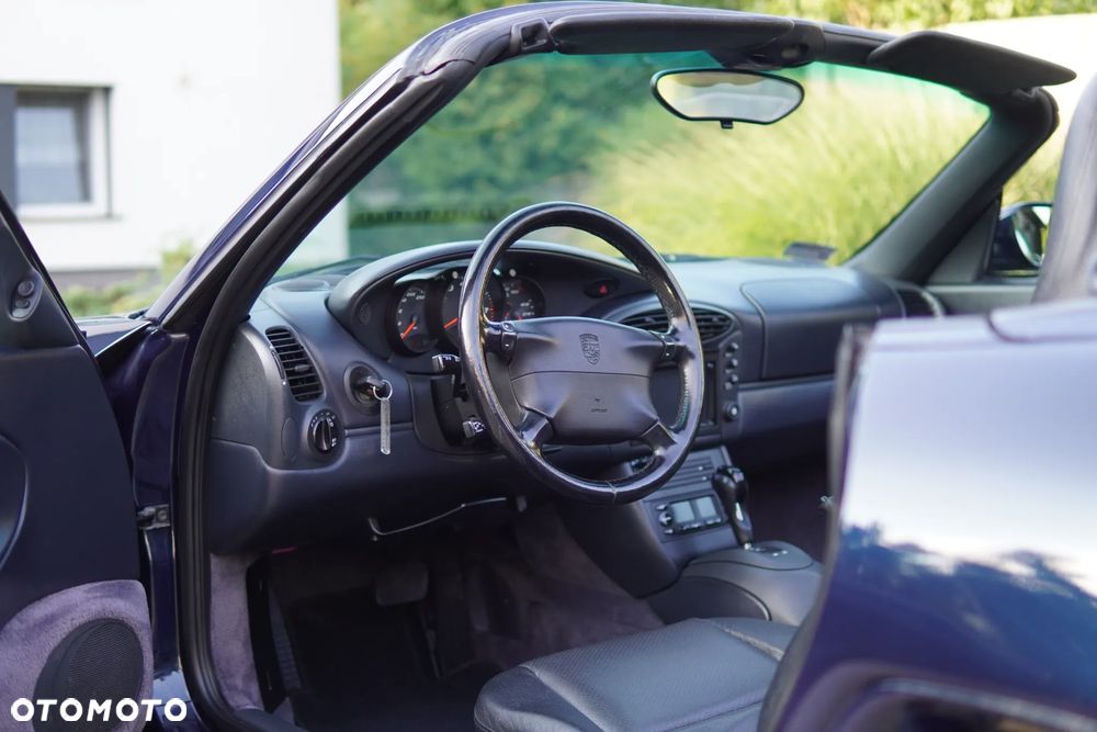Porsche Boxster - 4