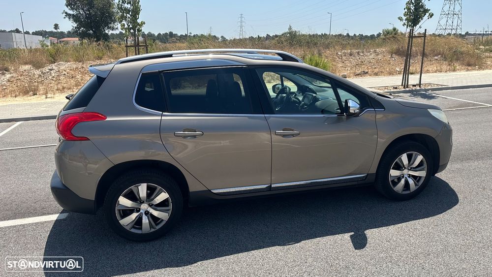 Peugeot 2008 1.6 e-HDi Allure 2-Tronic - 9