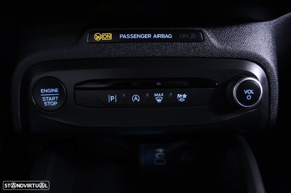 Ford Focus 1.0 EcoBoost MHEV ST-Line - 29