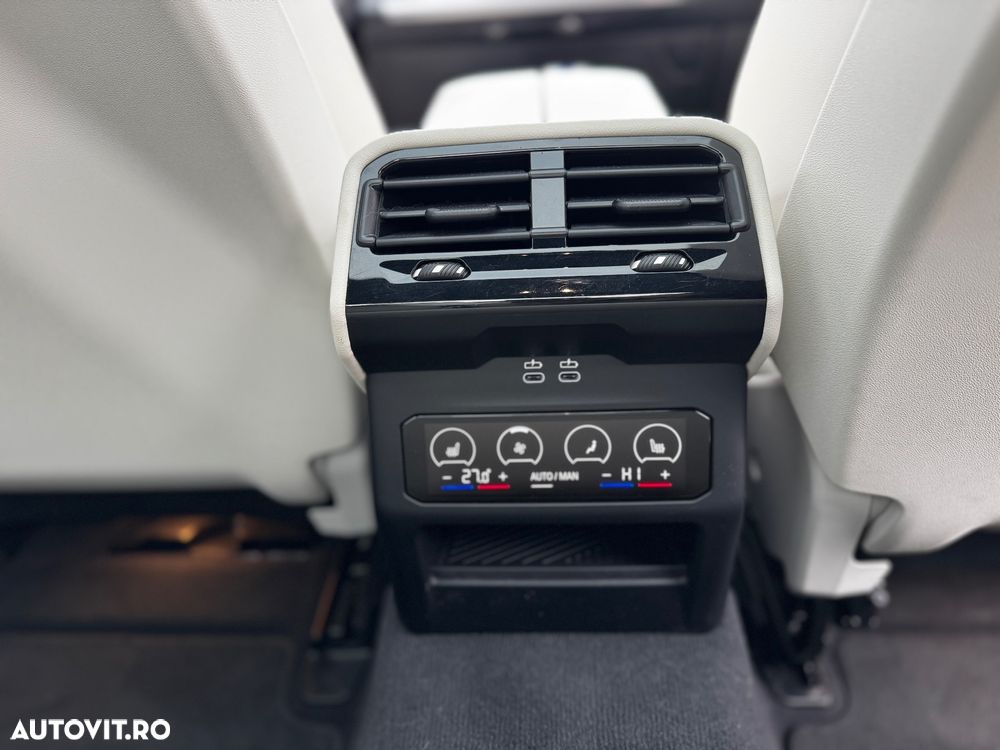 BMW Seria 5 520d xDrive Aut. - 25