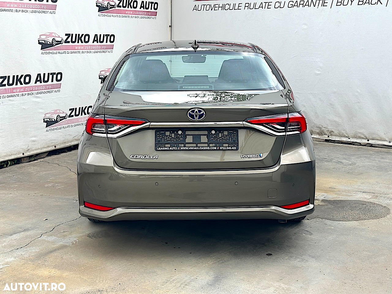 Toyota Corolla 1.8 HSD Business - 6