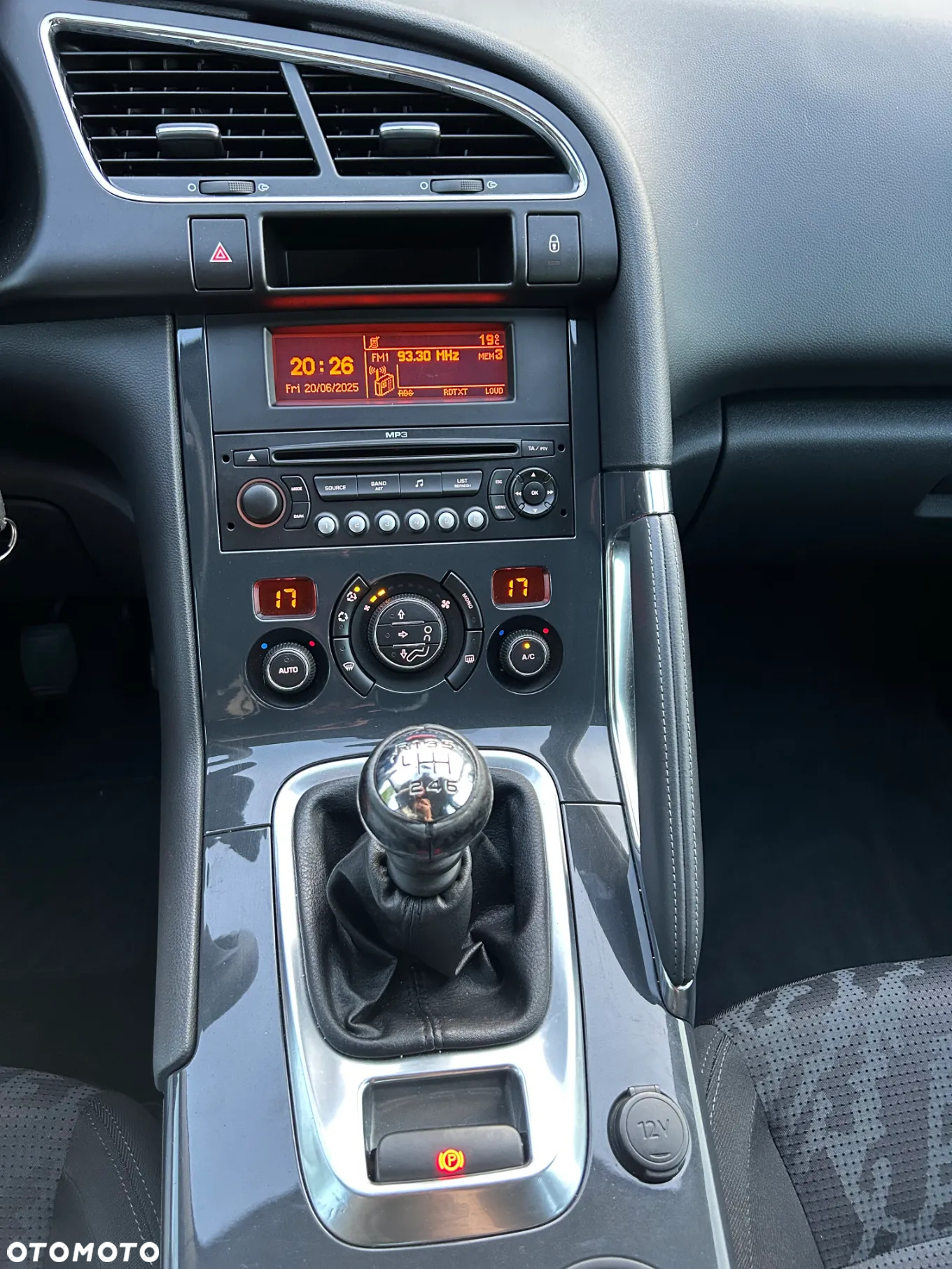 Peugeot 3008 155 THP Platinum - 36