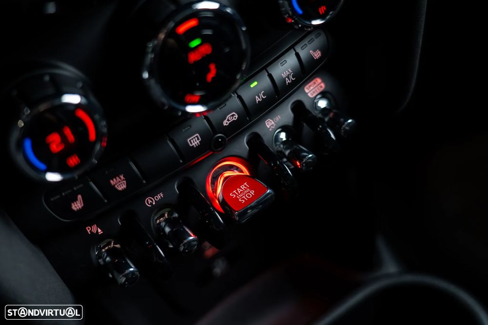MINI 3 Portas John Cooper Works Plus Auto Desportiva - 21