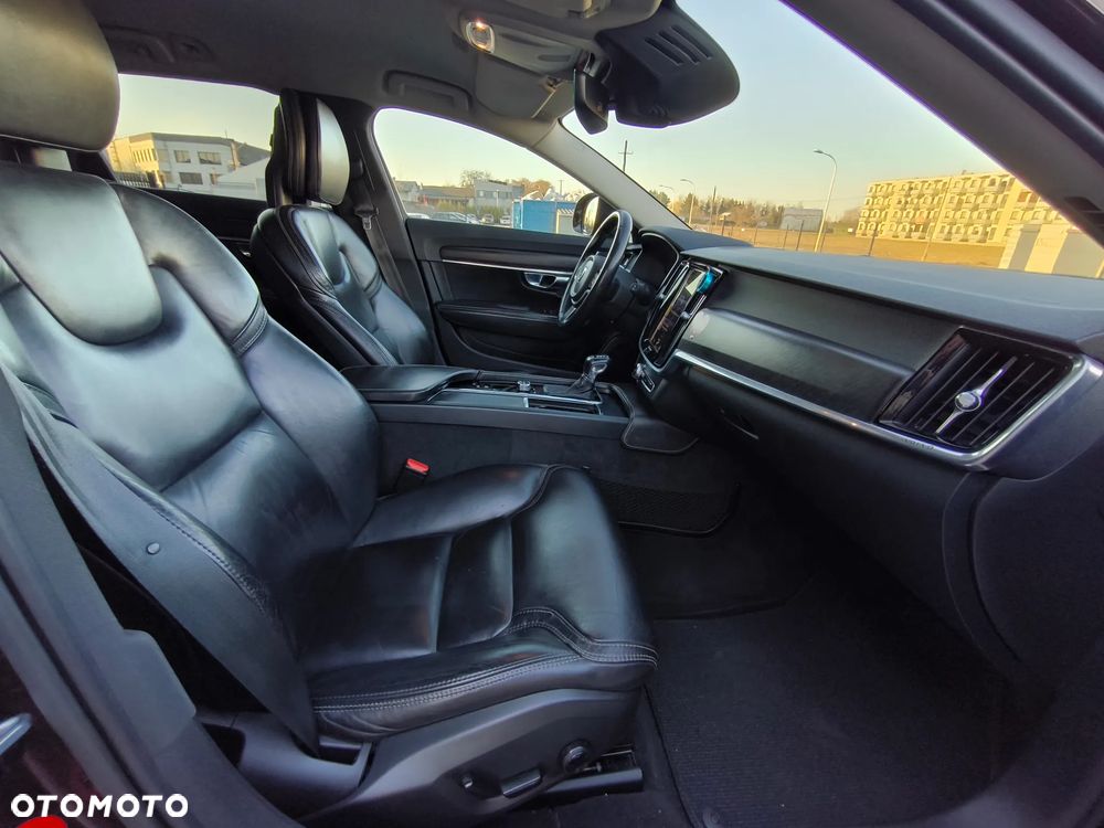 Volvo V90 Cross Country - 22