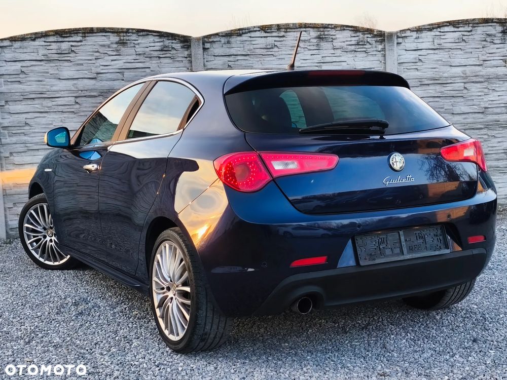 Alfa Romeo Giulietta 1.4 TB 16V Lusso - 3