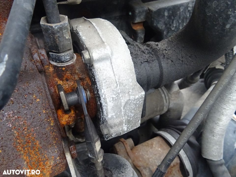Turbo Volkswagen Sharan 1.9 TDI AUY din 2004 - 1
