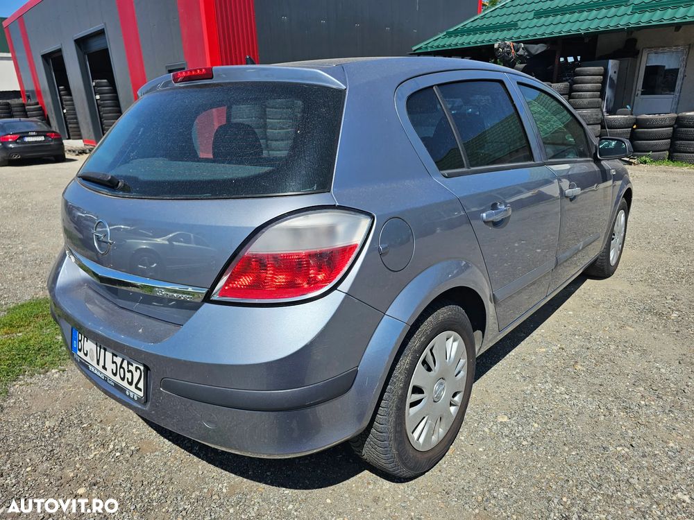 Opel Astra - 2