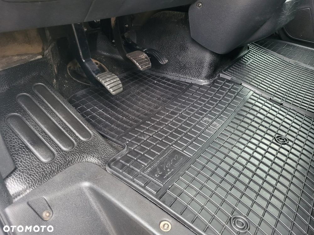 Nissan NV400 - 30